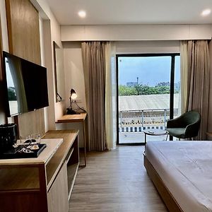 Hotel Limon & Banquet Sector 29, Gurgaon